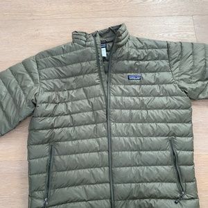 Patagonia Men's Down Puffer Jacket - Medium, Olive